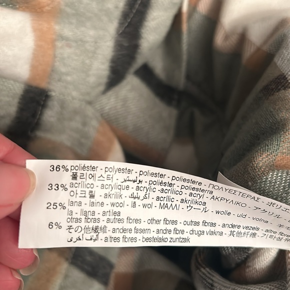 ZARA Patch Pocket Plaid Overshirt Flannel Shacket Long Sleeve size extra small - Picture 13 of 13